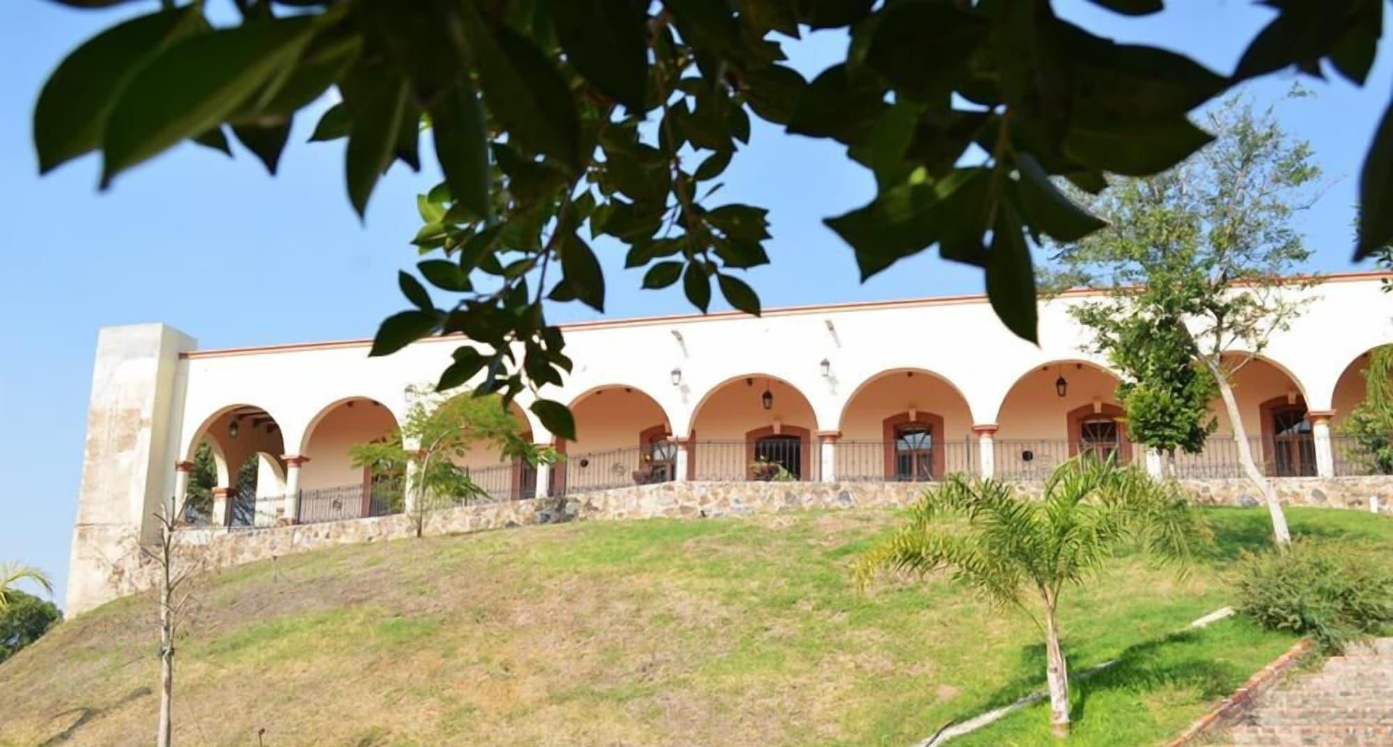 Hotel Hacienda San Nicolas de las Fuentes 14/16