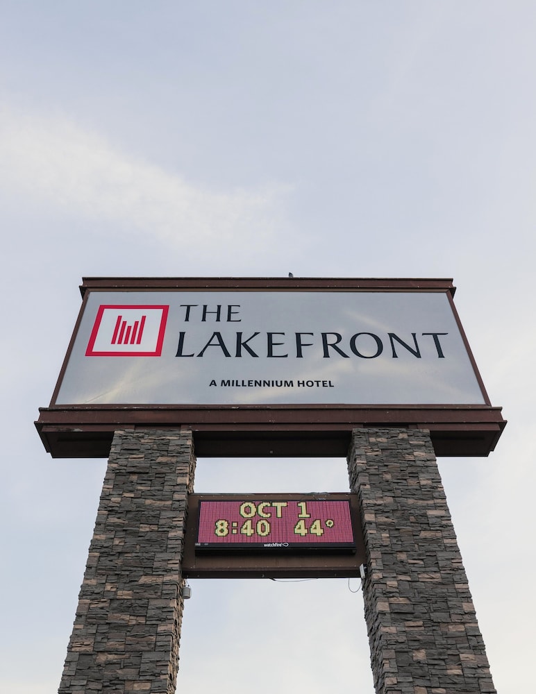 The Lakefront Anchorage in ANCHORAGE - AK