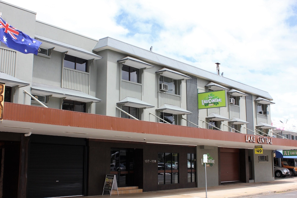Lake Central Cairns in CAIRNS