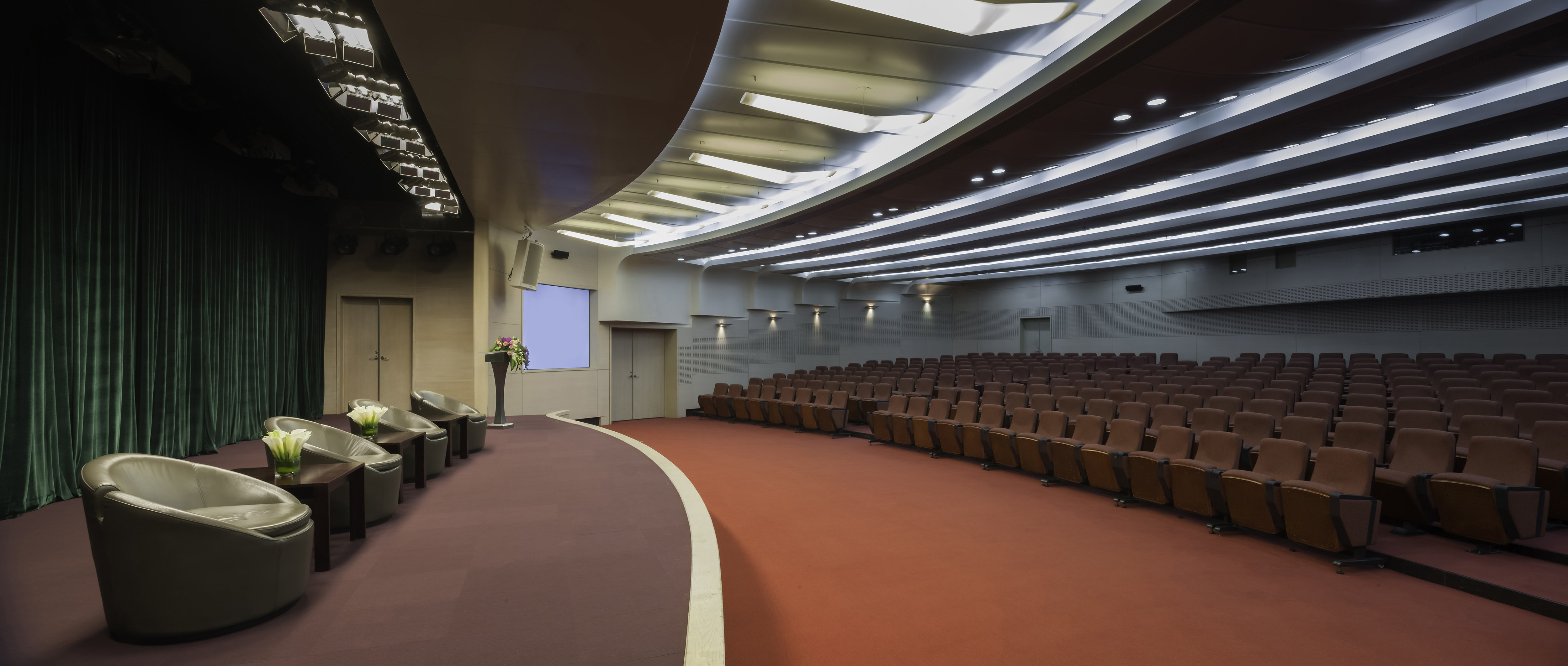 Crowne Plaza Shenzhen Futian 51/86