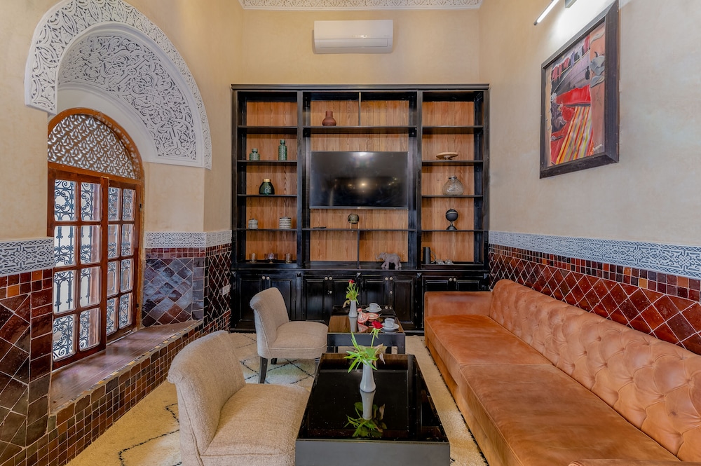 Riad Amina 59/75