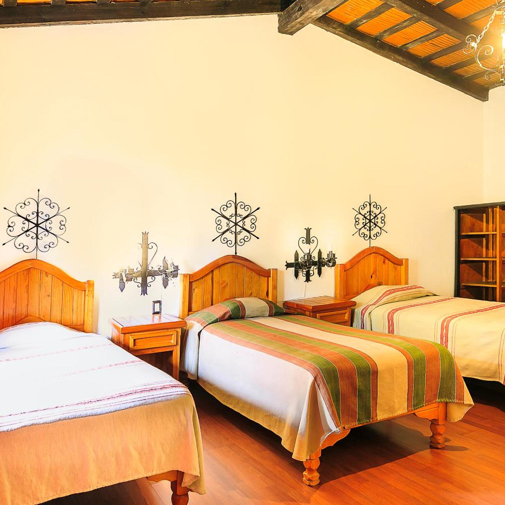 غرفة أساسية ثلاثية، Hotel Pie de la Sierra 6/10