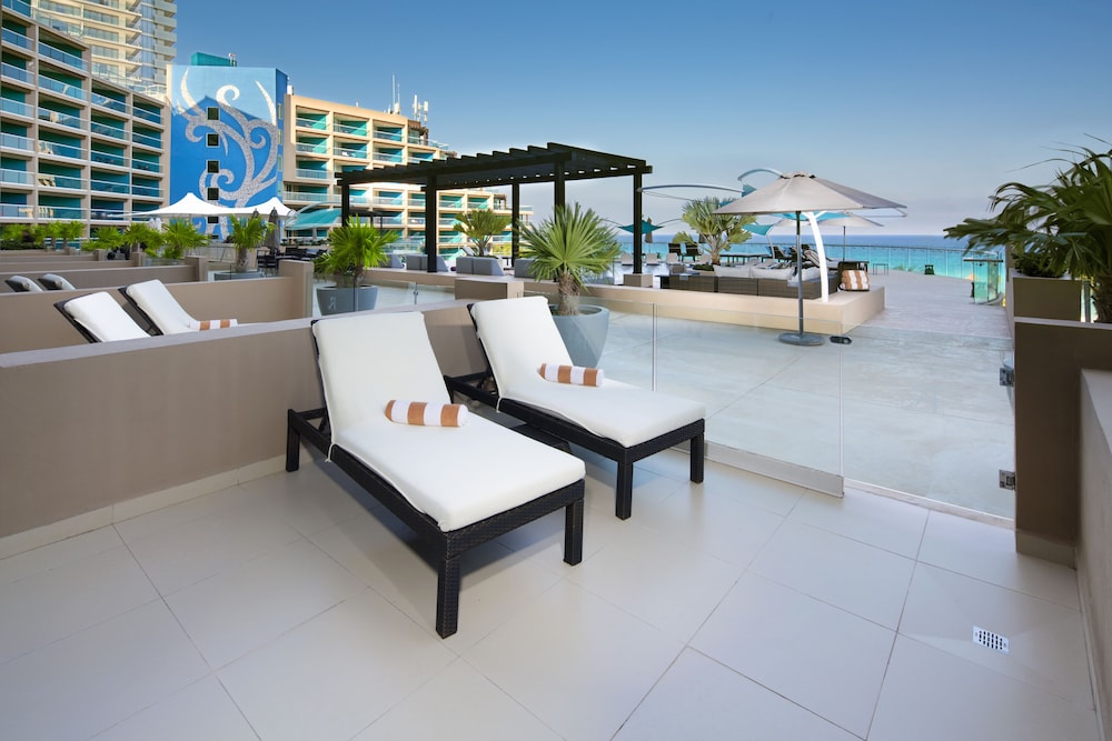 Hard Rock Hotel Cancun 55/80