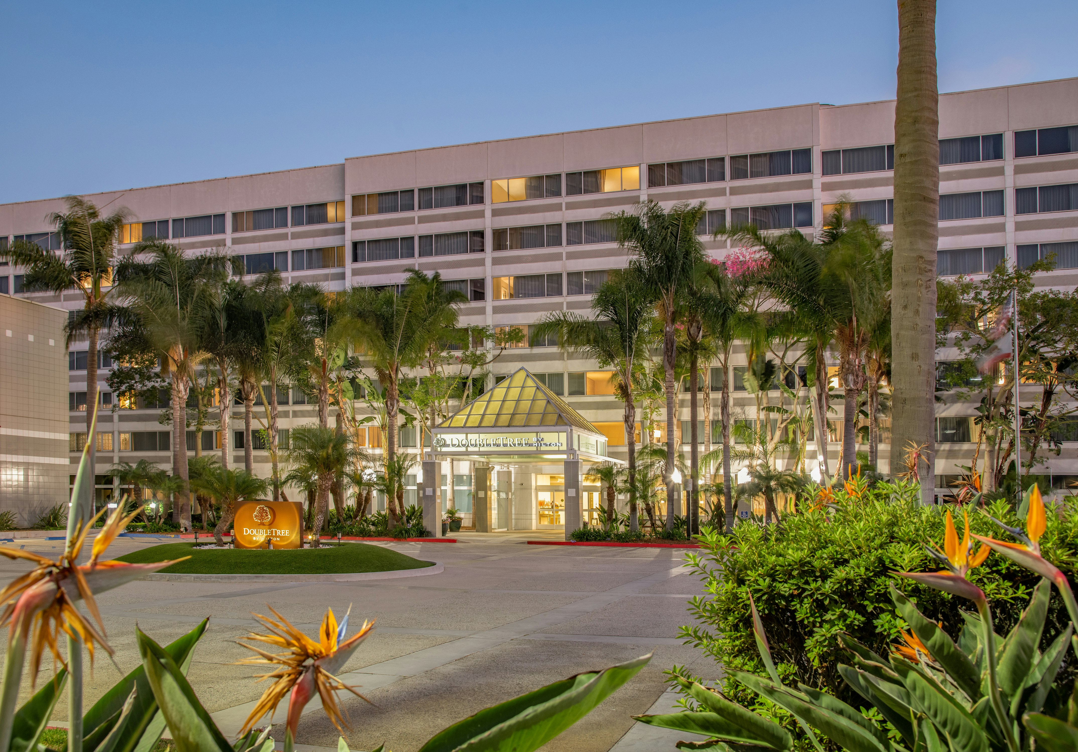 DoubleTree by Hilton Hotel LAX - El Segundo 4/84