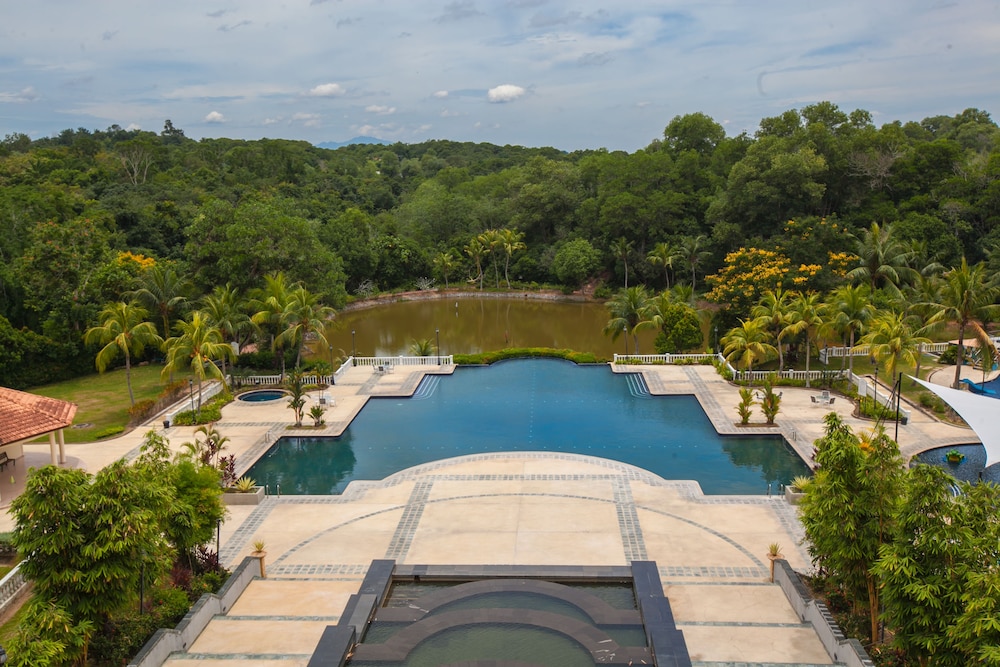 Amverton Heritage Resort 54/59