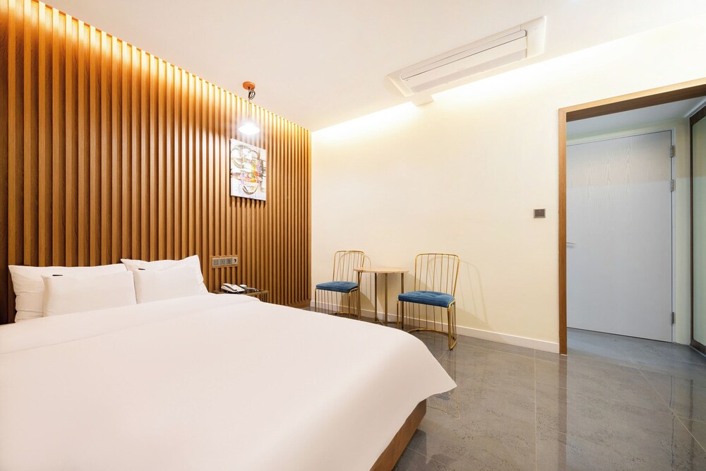 Divine Hotel Suncheon 10/37