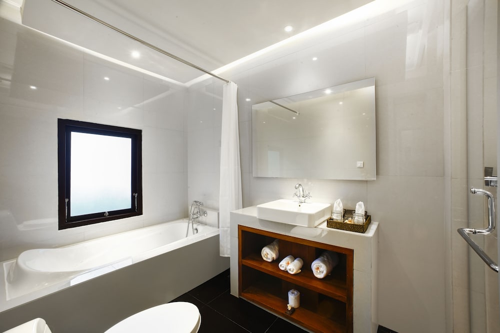 Astagina Resort Villa And Spa 75/76