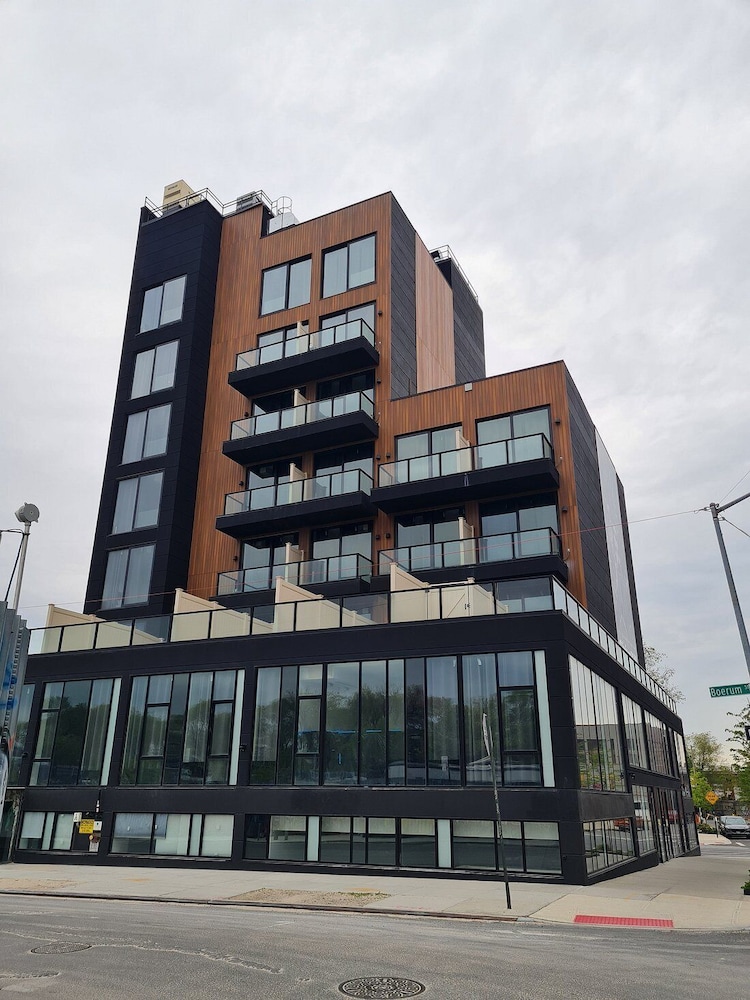 Nova Hotel Brooklyn 5/64