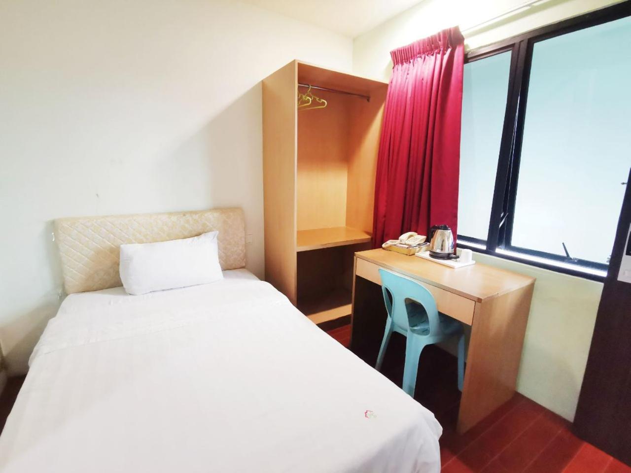 HomeStay Kuching 10/28