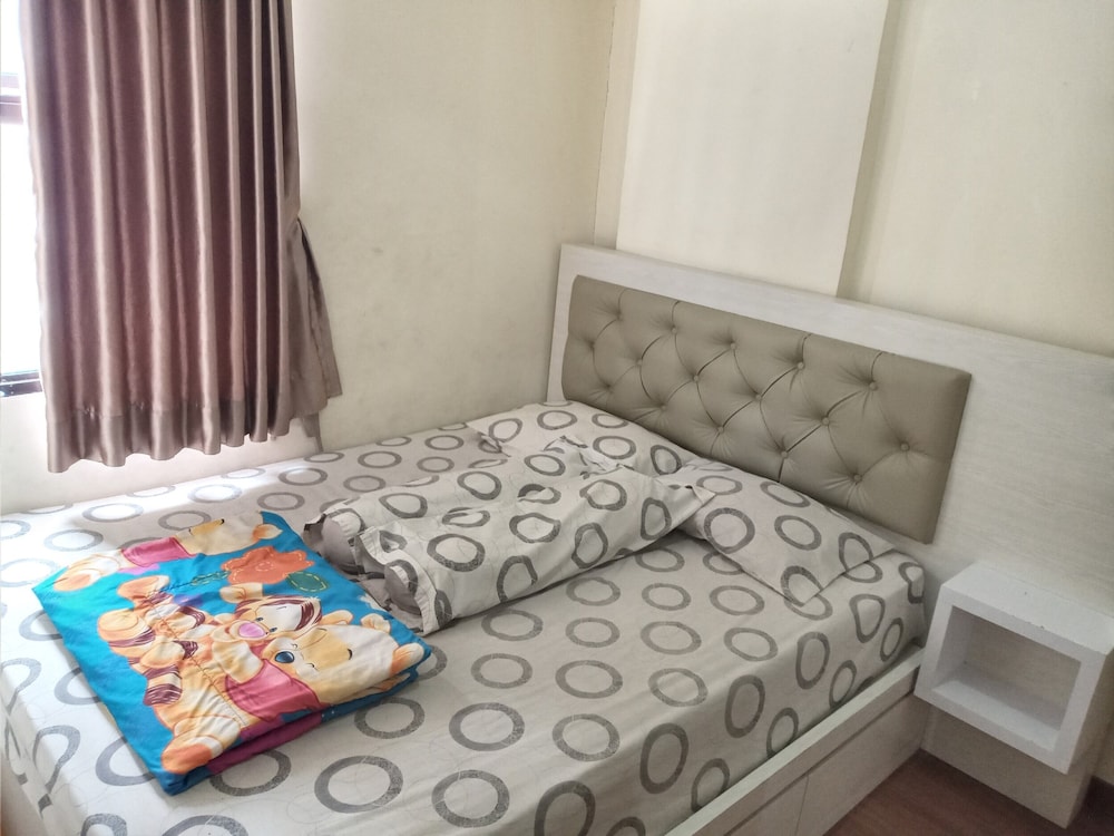 Kemang View by Happy Room by Zuzu 16/34