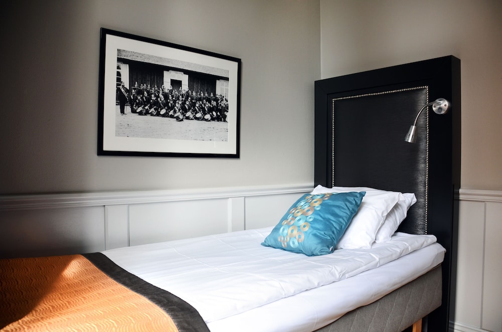 Home Hotel Majoren 20/48