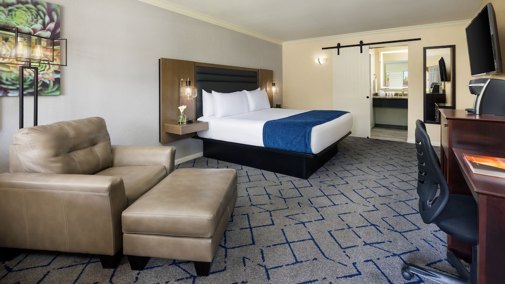 Kimpton Miralina Resort and Villas by IHG 26/84