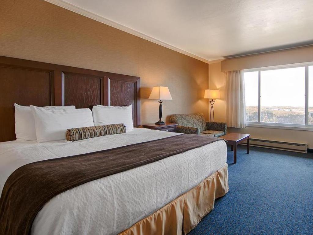 2 Bedrooms, 2 Rooms, Queen Bed, 2 Bathrooms