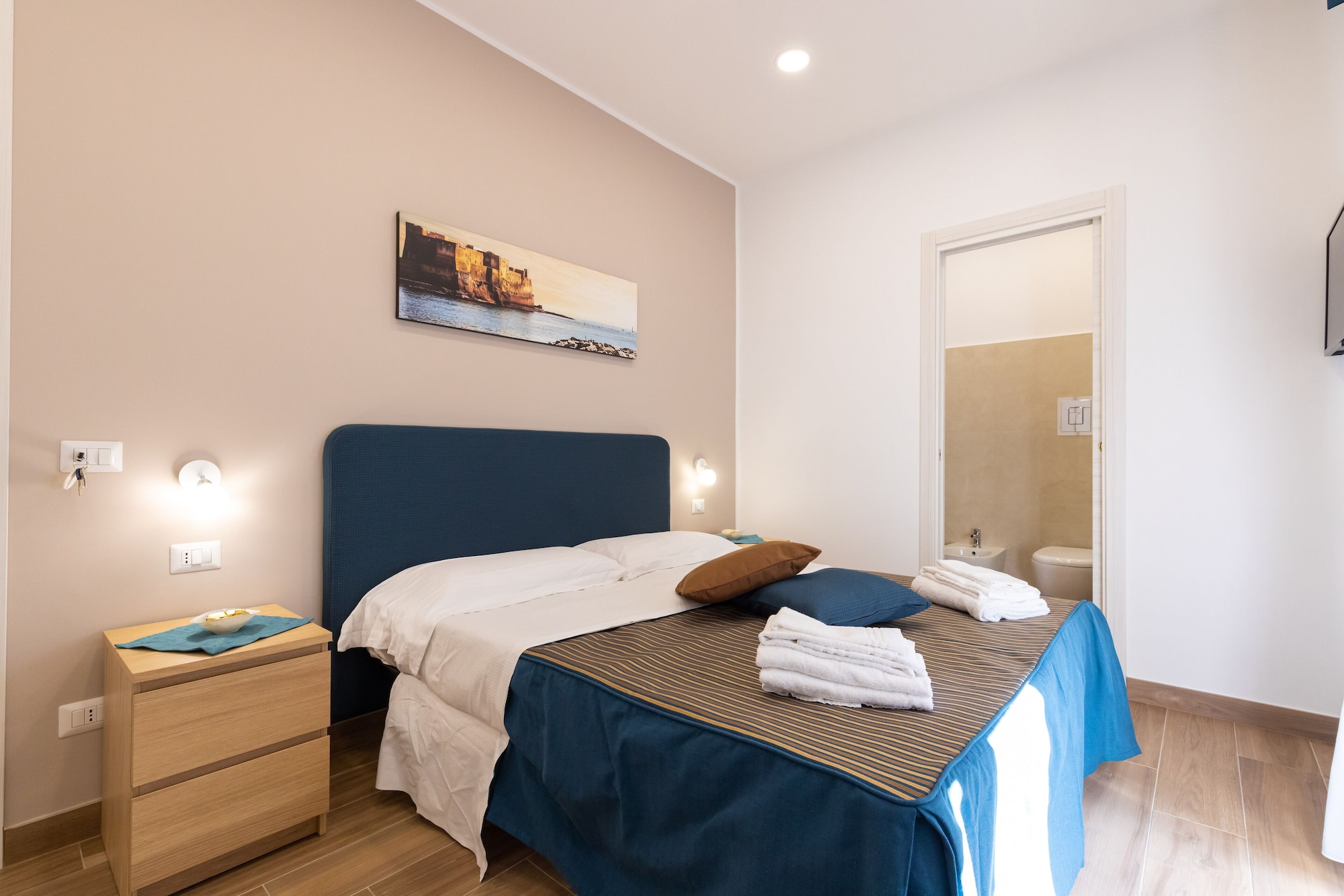 CLASSIC, DOUBLE BED, BALCONY