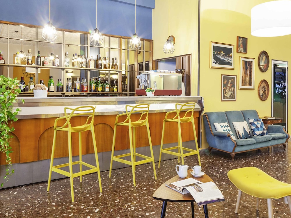 Ibis Styles Trani 28/39