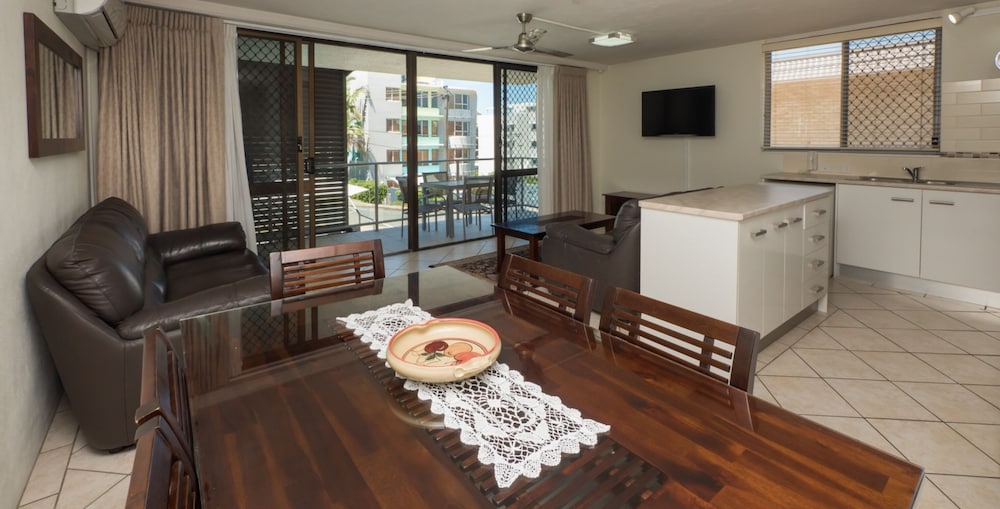 MERRIMA COURT HOLIDAY APARTMENTS 43/74