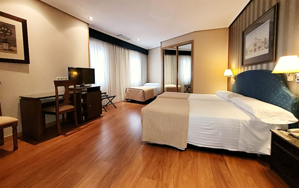 Hotel Imperial 9/28