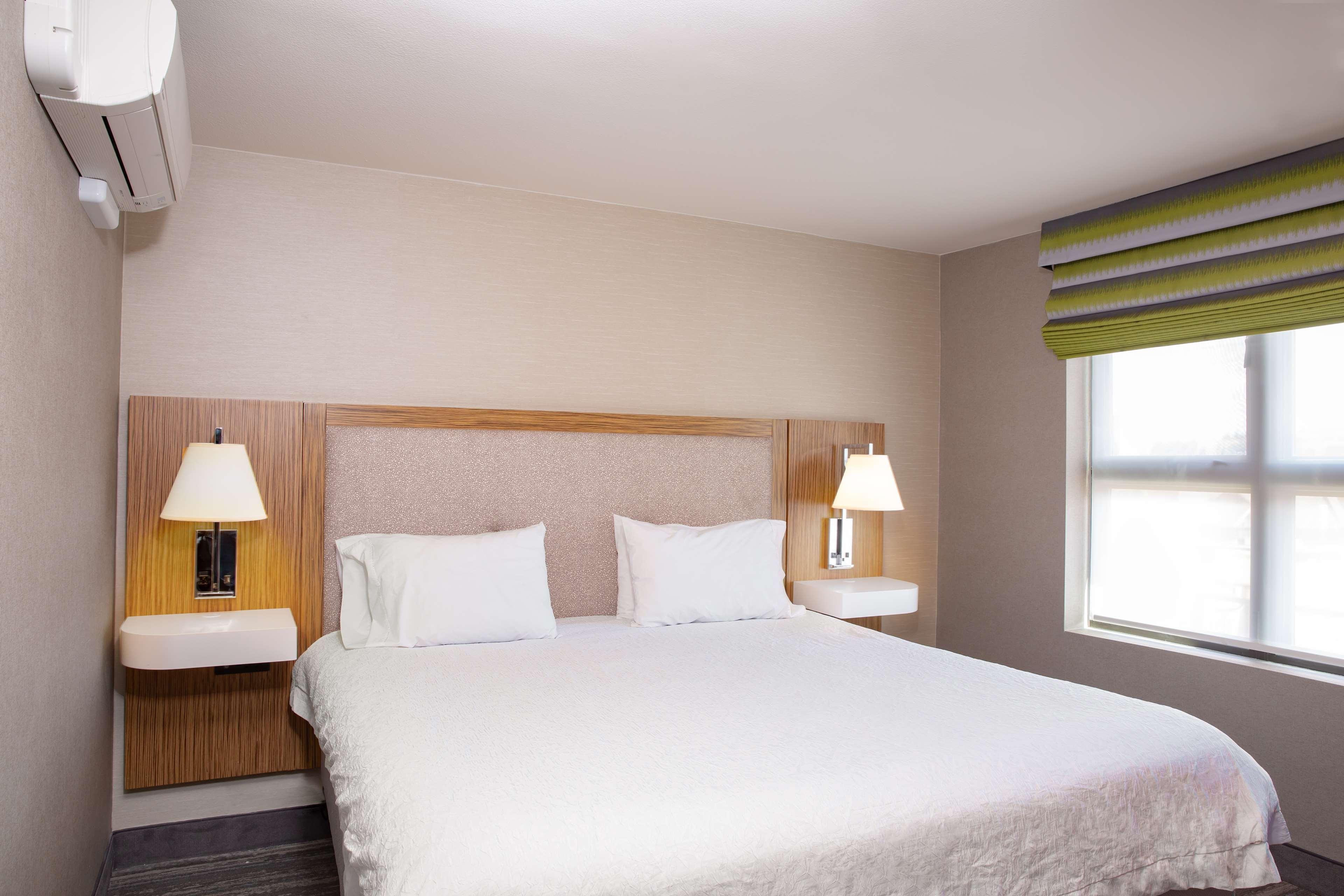 2 BEDROOMS, SUITE, DOUBLE BED, SOFA