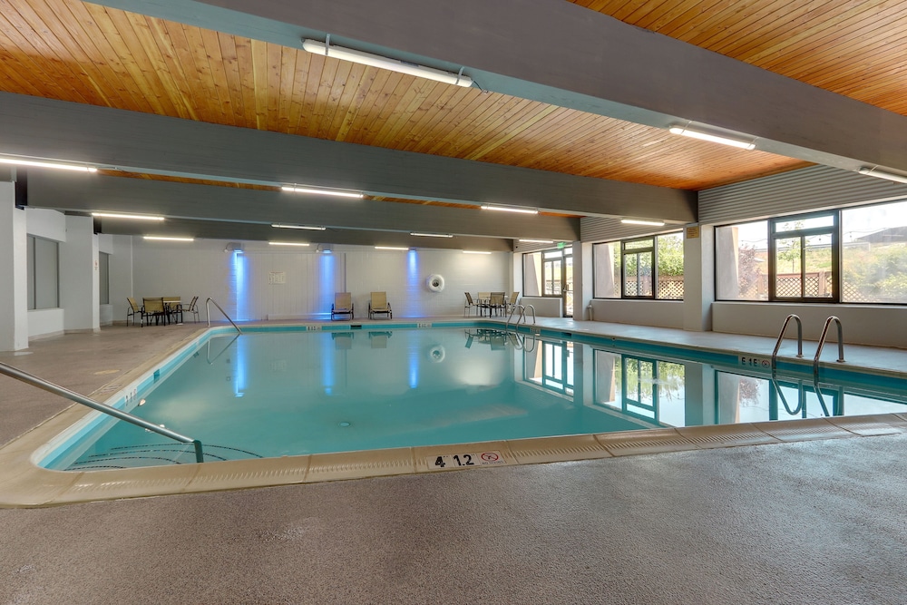 Holiday Inn Express Aberdeen Chesapeake House 1/58
