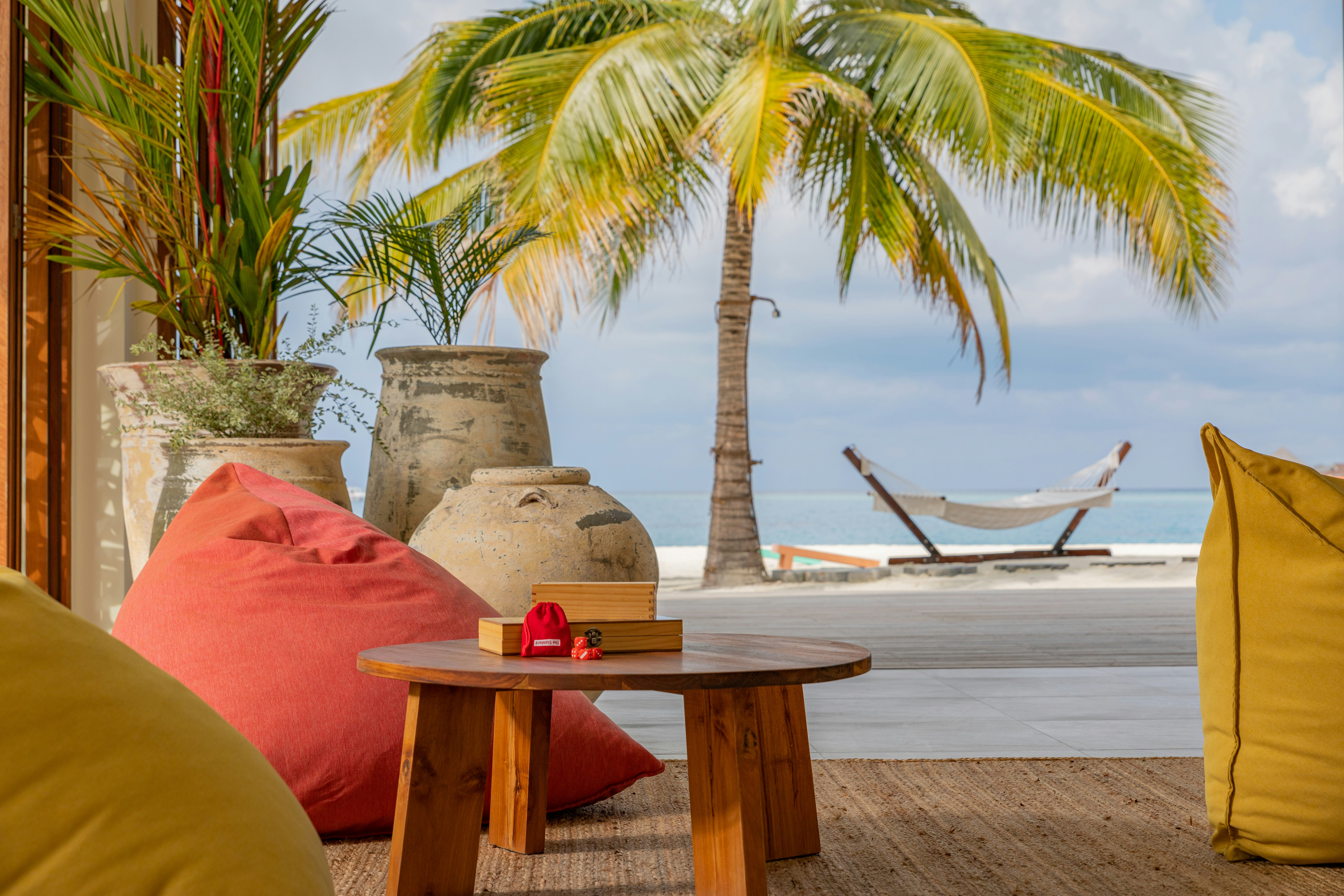 The Standard Huruvalhi Maldives 17/37