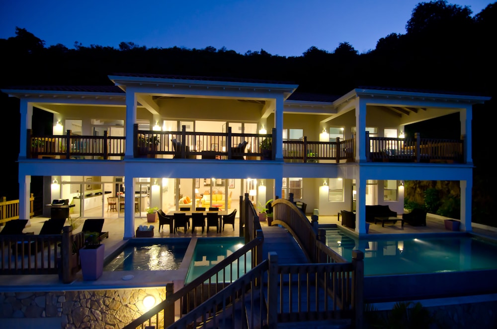 MOUNT CINNAMON GRENADA 21/50