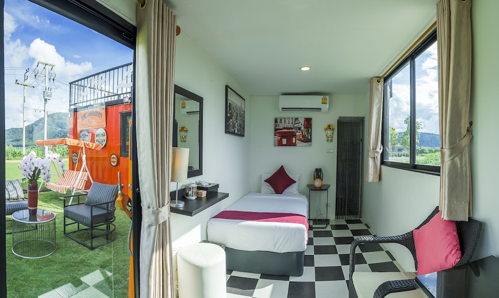 2 BEDROOMS, FAMILY, VILLA
