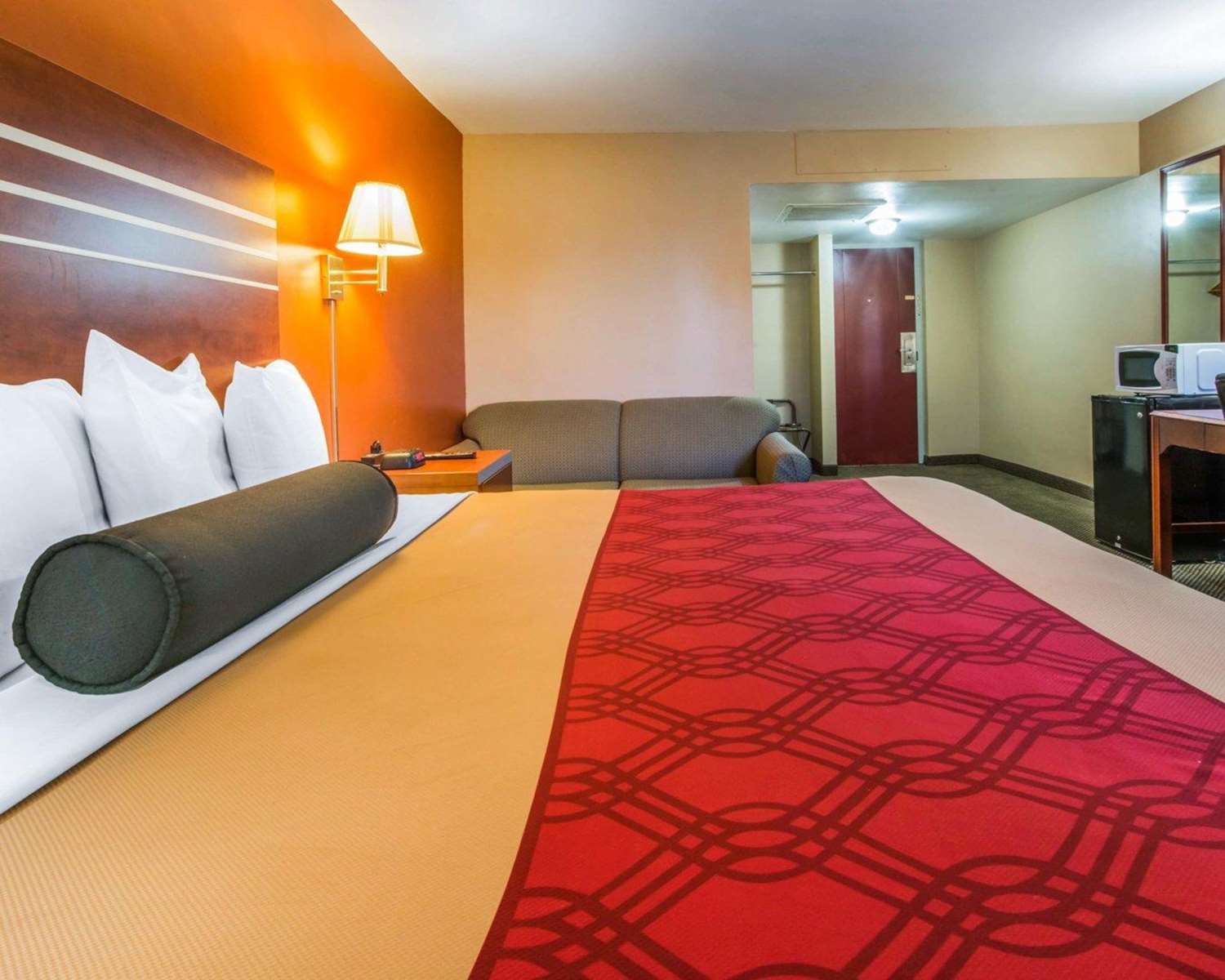 Room, King Bed, Econo Lodge Hermitage South 1/4