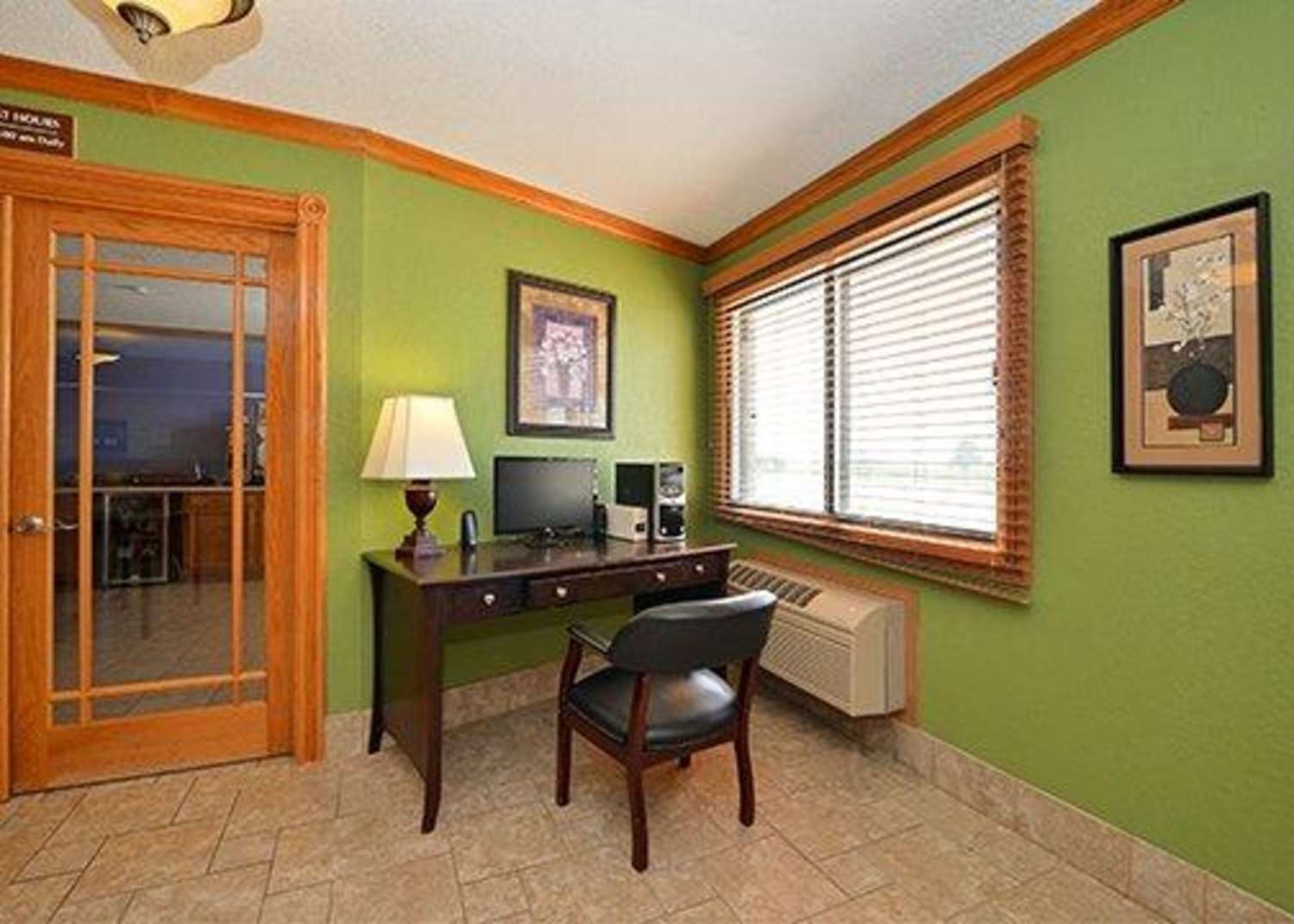 Quality Inn & Suites Grinnell near University 8/9