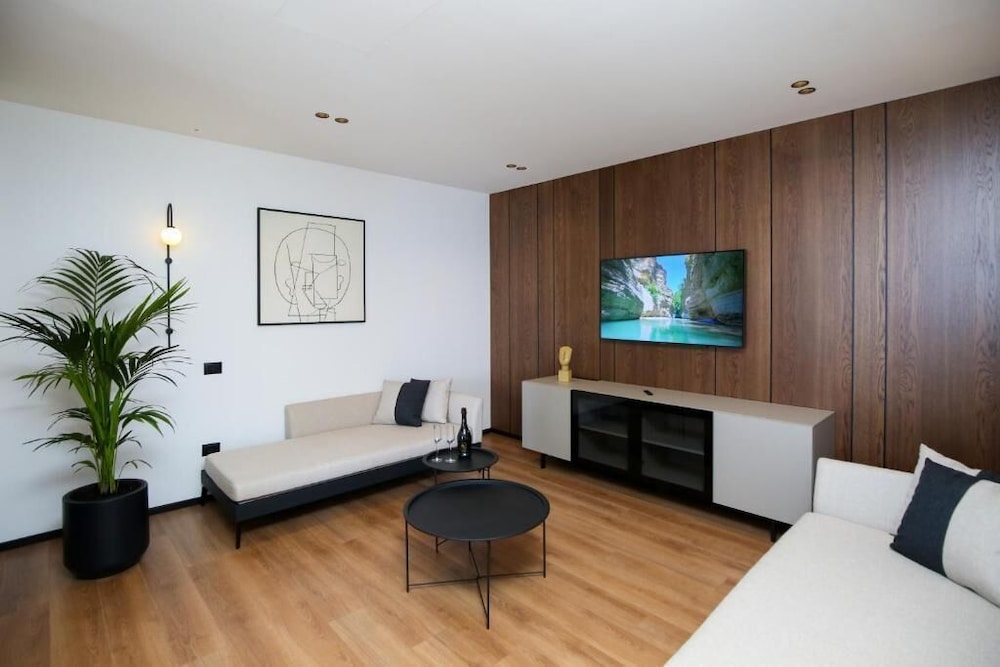 Nobus Hotel & Spa 27/35