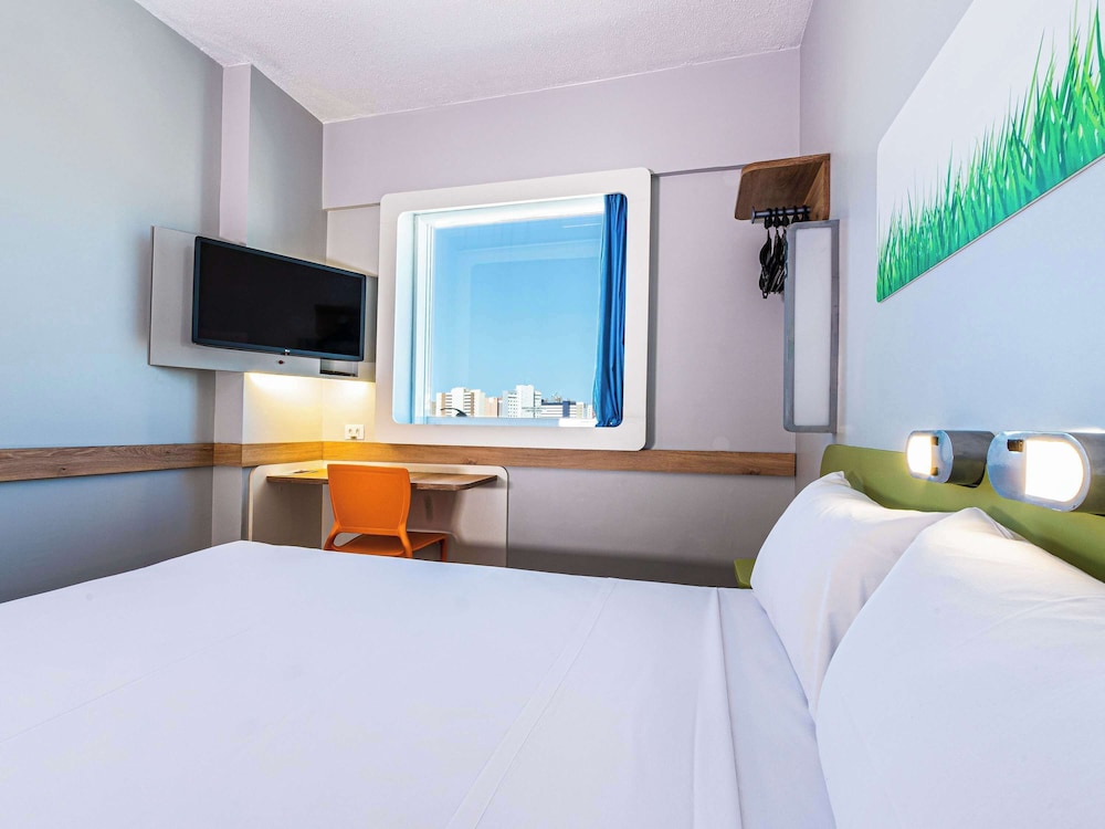 Ibis BUDGET Fortaleza Praia de Iracema 13/49