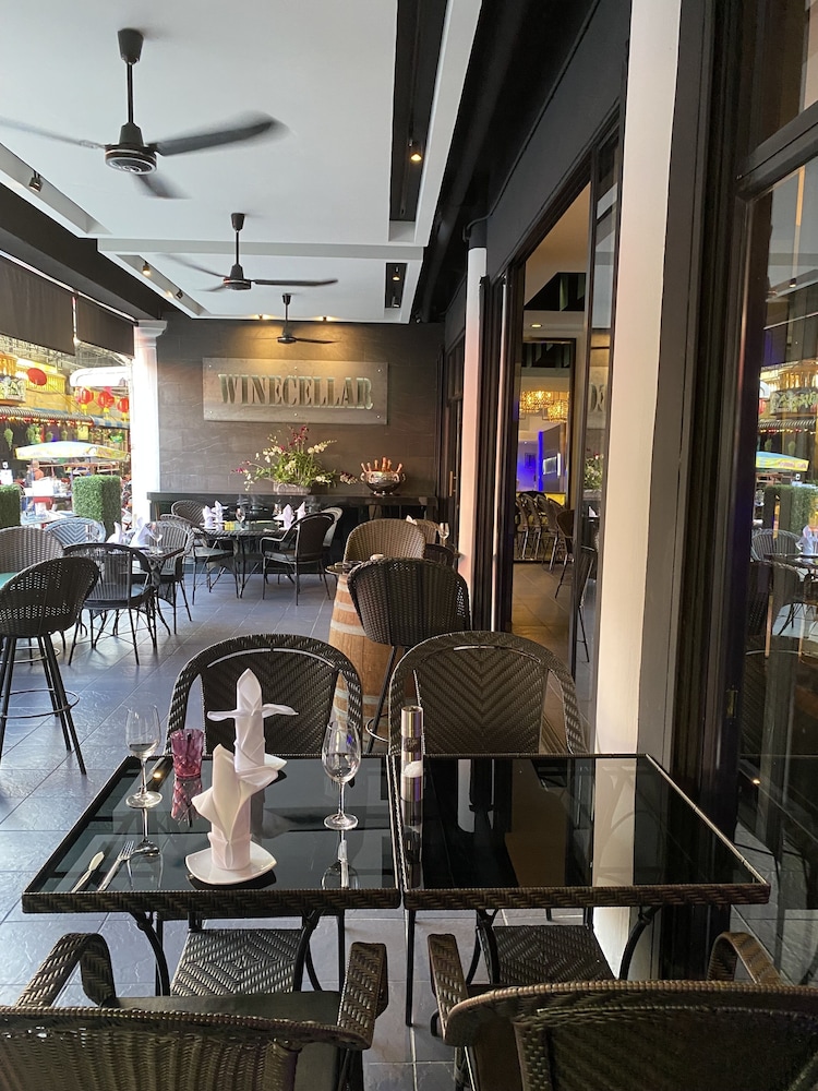 Poseidon Boutique Hotel 43/52