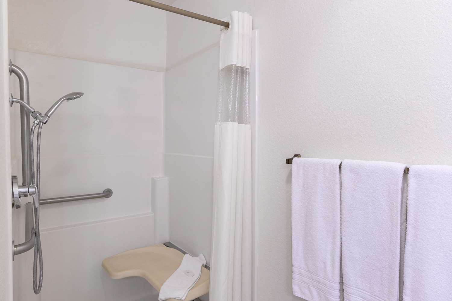 Kiota Inn & Event Center Sutter Creek, an Ascend Collection Hotel 7/13