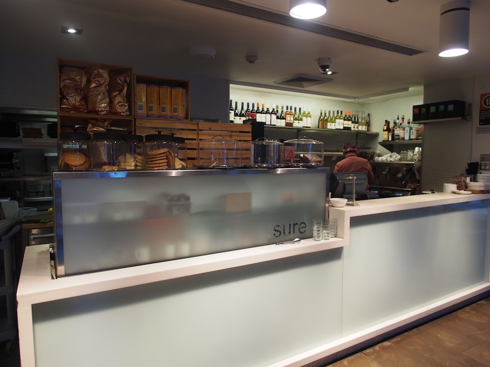 Mercure Sydney St Leonards 9/76