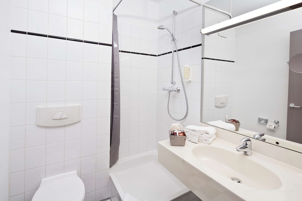 MEDIAN HOTEL HANNOVER LEHRTE 63/63