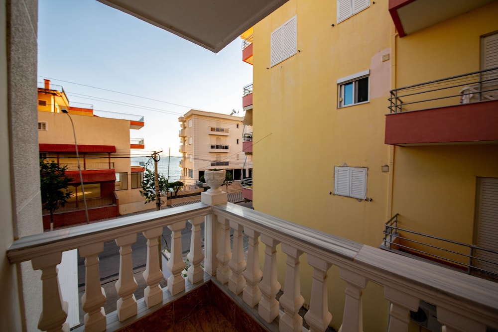 Hotel Primavera 6/50