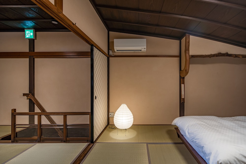 OBAMA MACHIYA STAY [VR] 24/50
