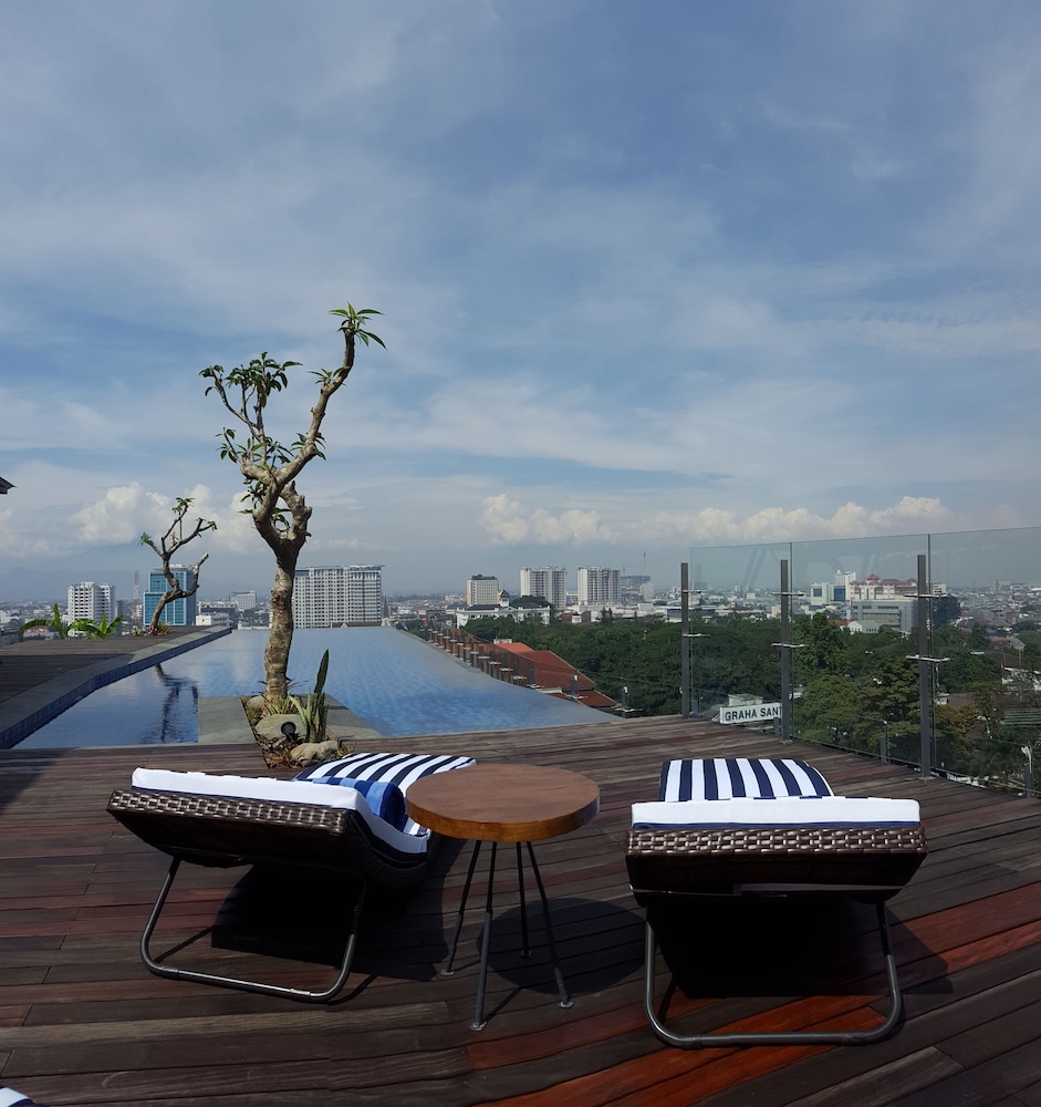 Janevalla Bandung 56/63