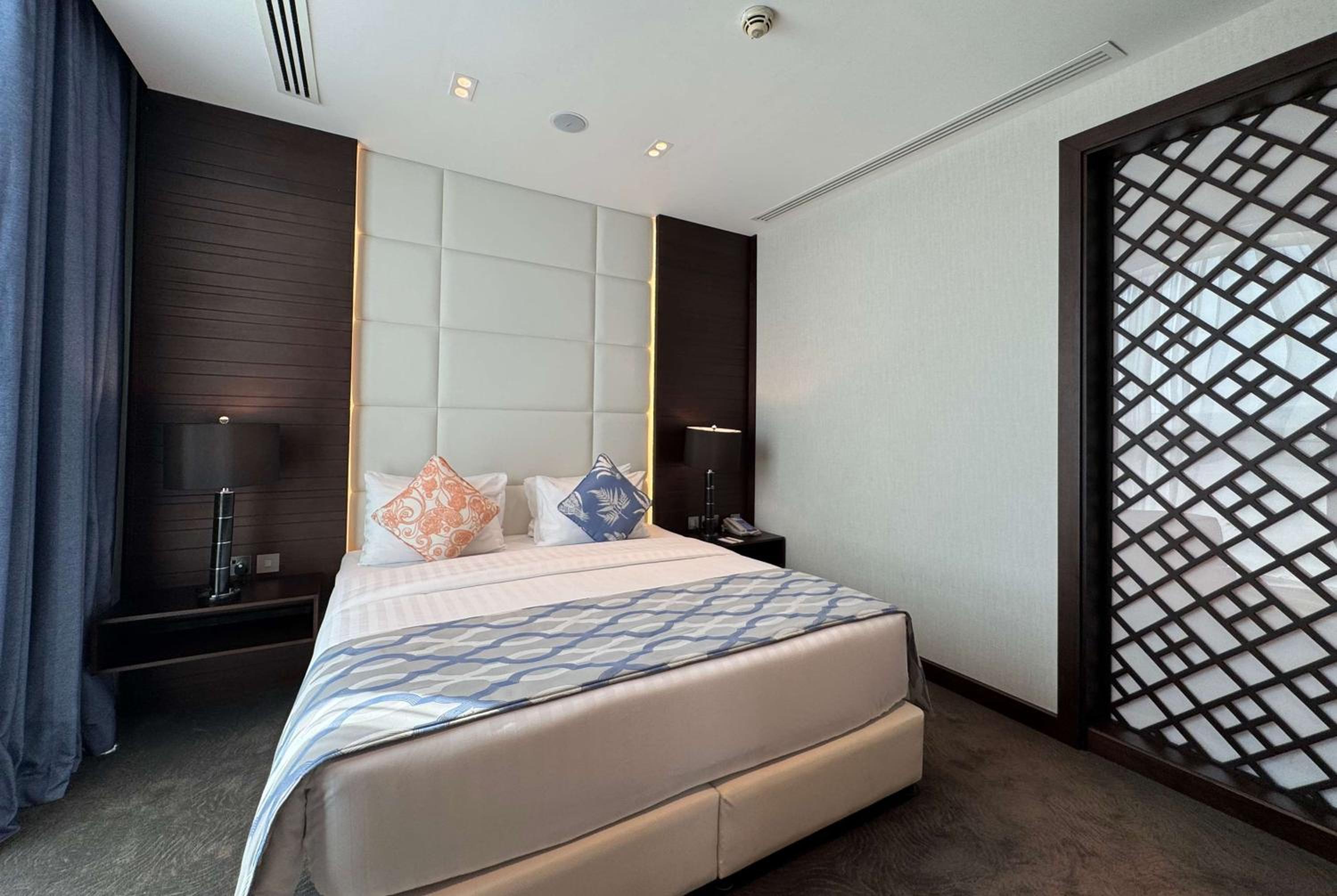 Diplomat, Suite, King Bed، Ramada Encore Hotel by Wyndham Doha 5/10