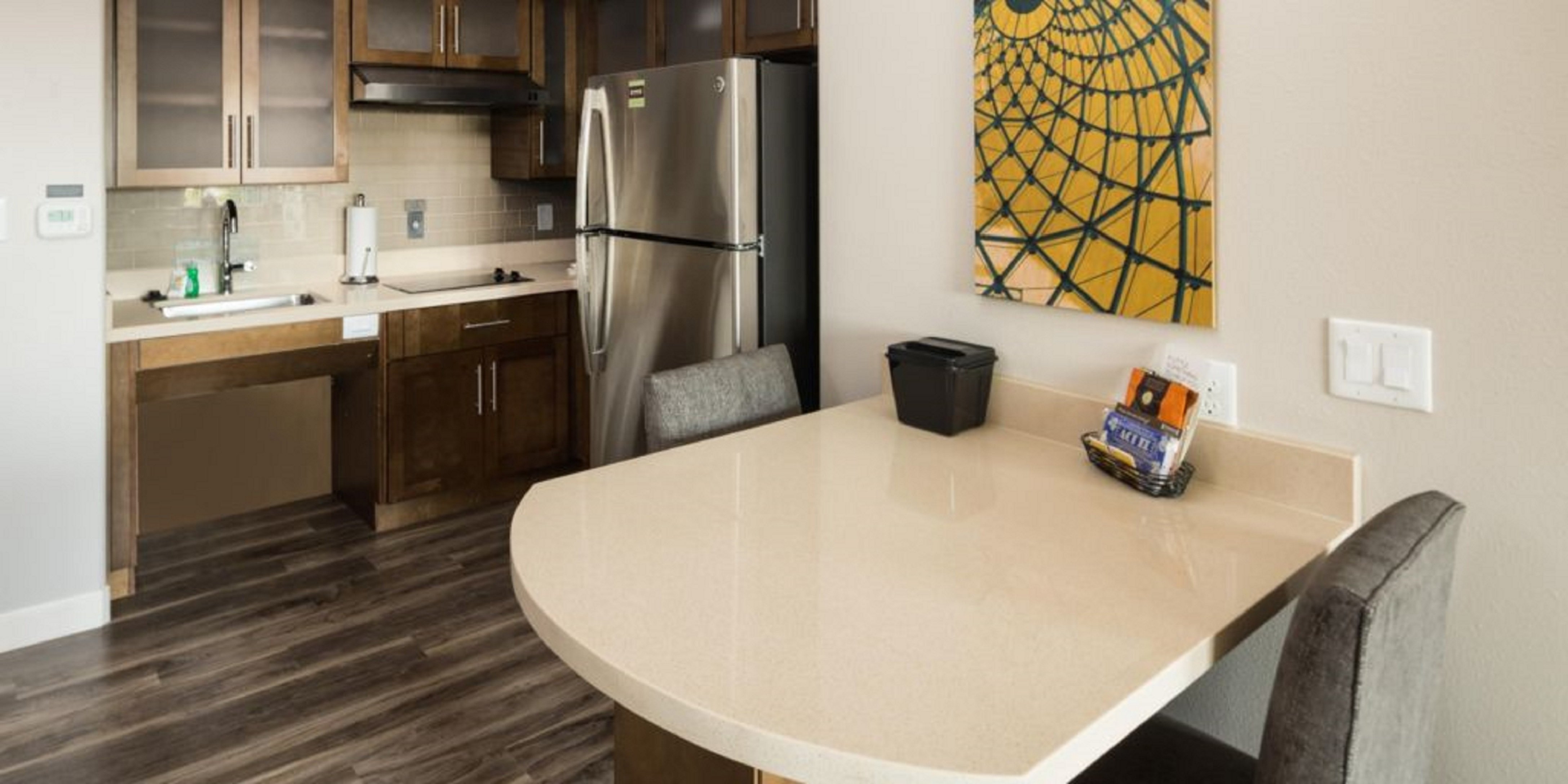 Staybridge Suites Houston East - Baytown 56/76