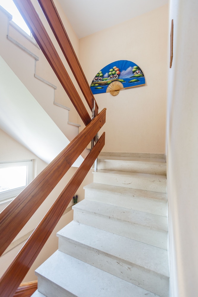 Guesthouse Varnica 20/50