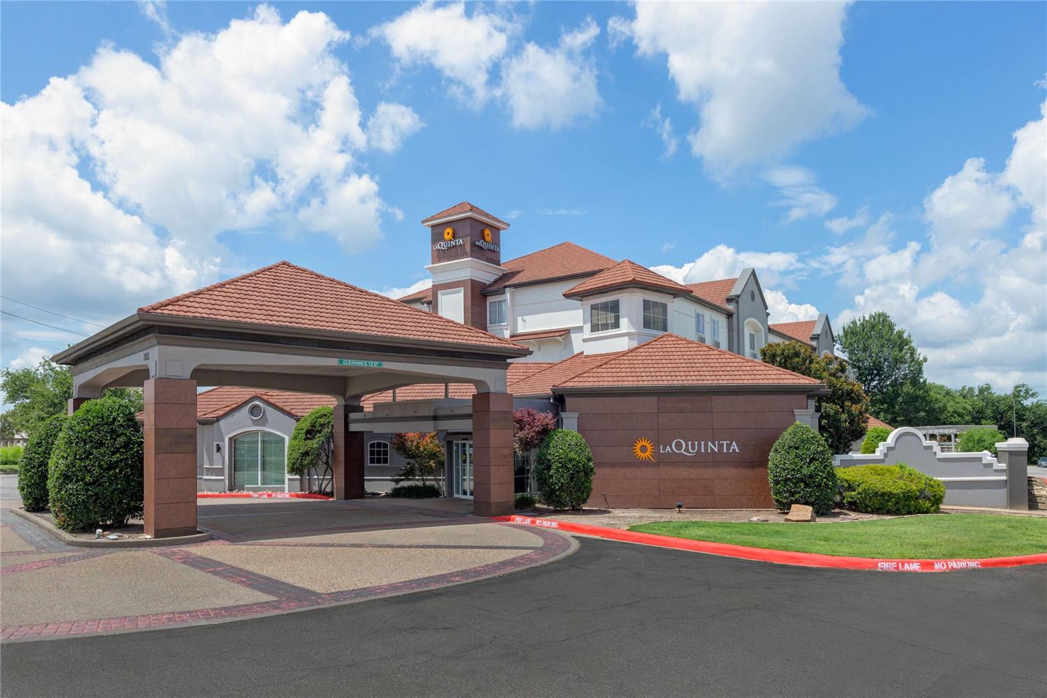 La Quinta Inn And Suites By Wyndham Sherman 22/29