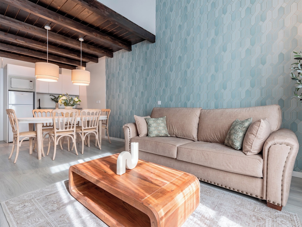 APARTAMENTOS PUERTA ELVIRA SUITES 3000 23/46