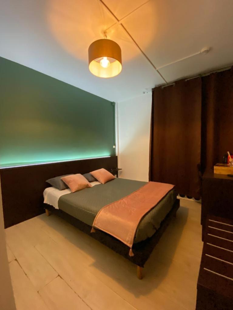Citadel Hotel 25/61