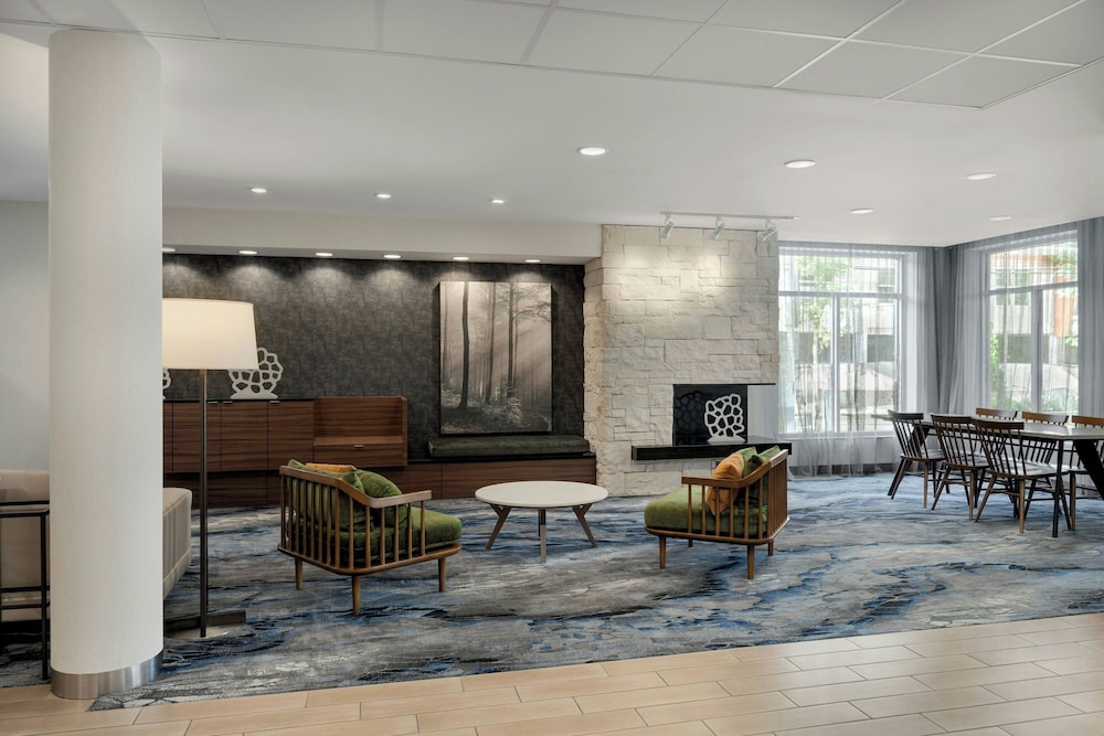 FAIRFIELD INN & SUITES CINCINNATI UPTOWN/UNIVERSITY AREA 36/50