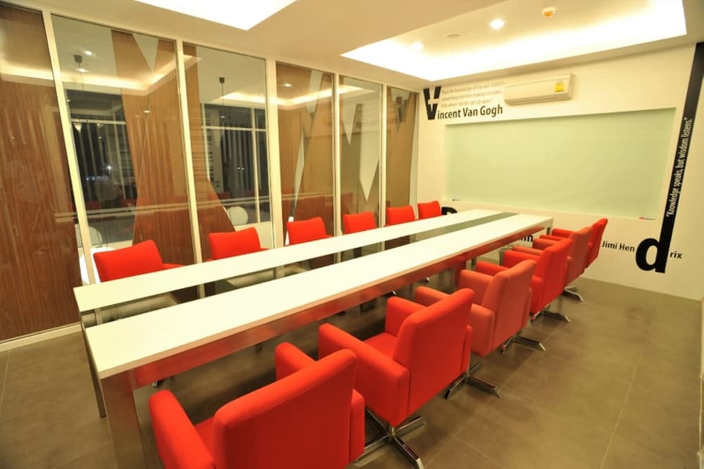 PAEVA LUXURY SERVICED RESIDENCE 22/48