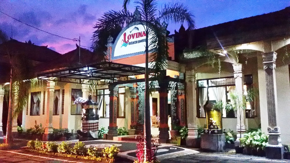 Lovina Beach Hotel 5/65