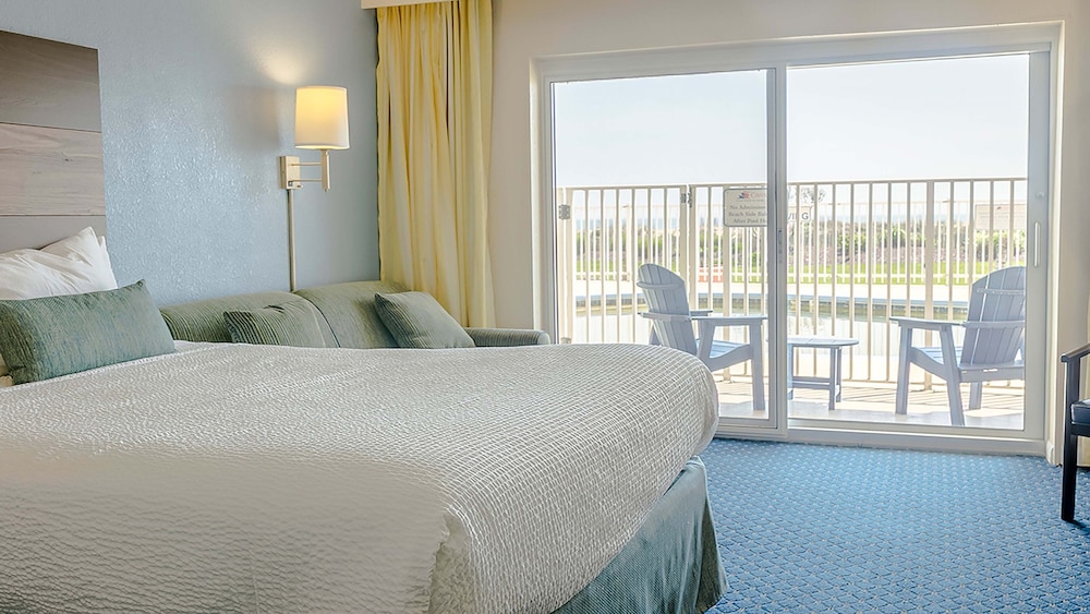 Carousel Resort Hotel Condominiums 18/64