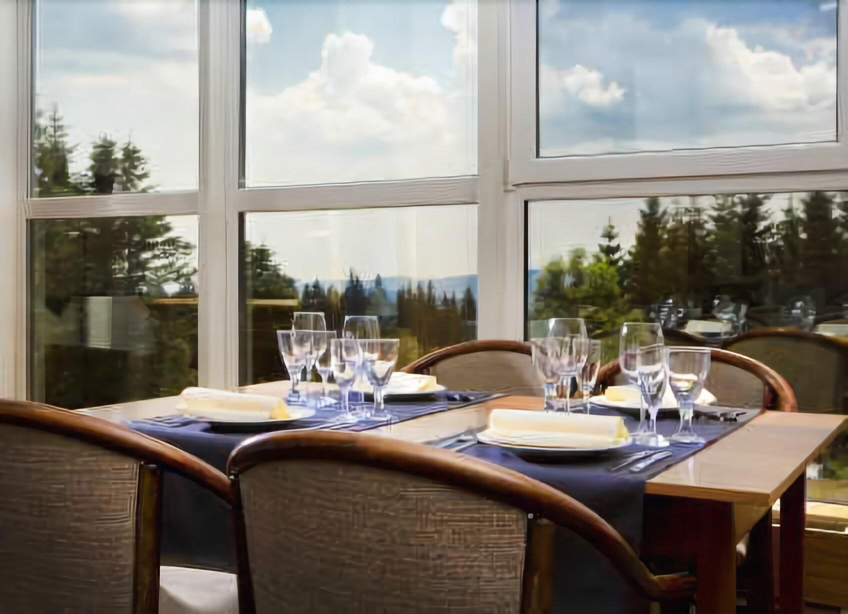 Orea Hotel Spicak 14/15