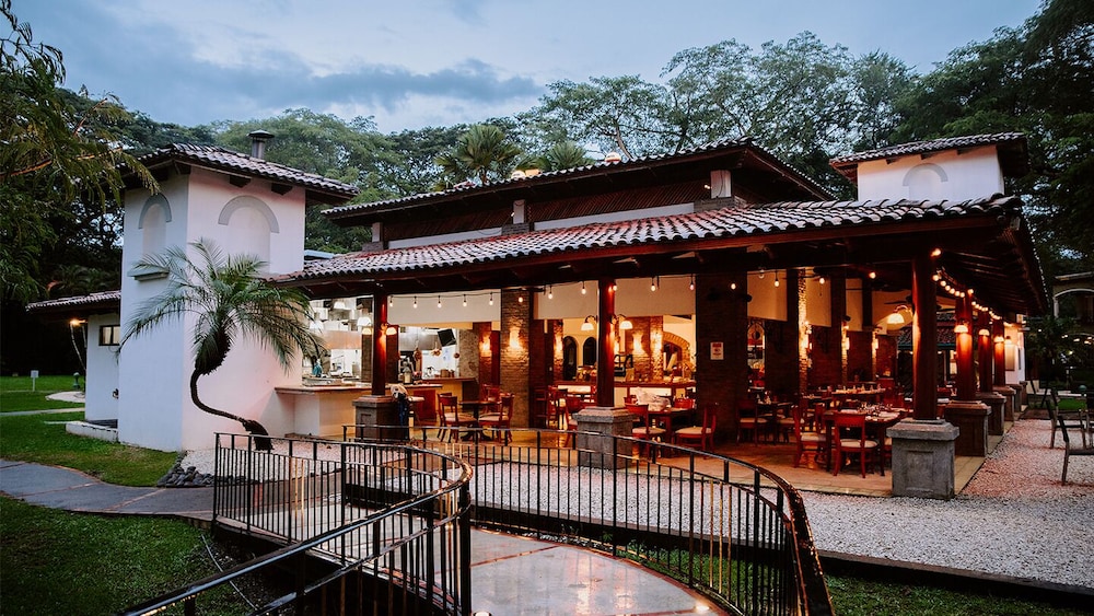 CC Beach Front Papagayo All Inclusive in SARDINAL