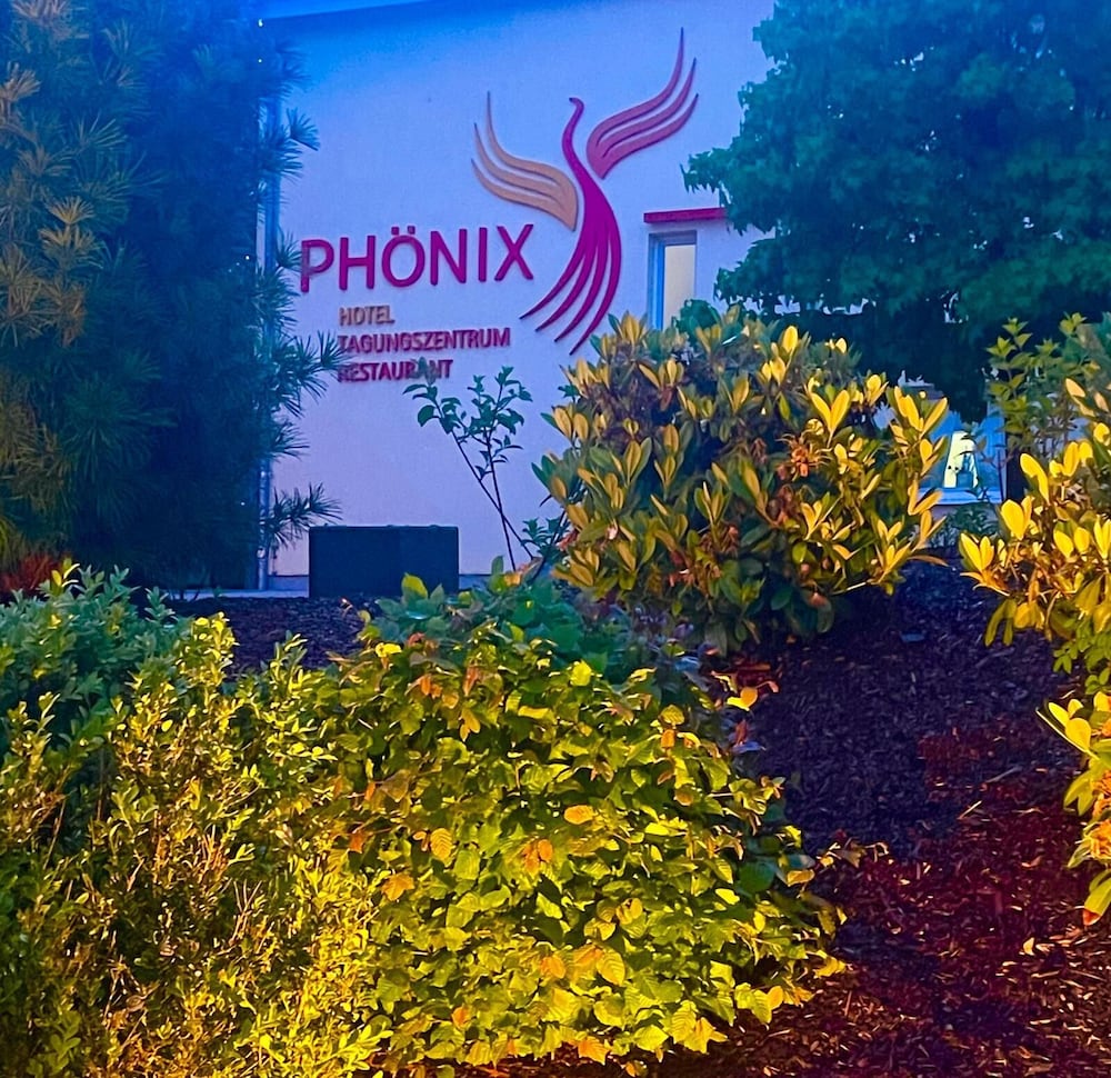 Phonix Hotel 43/47